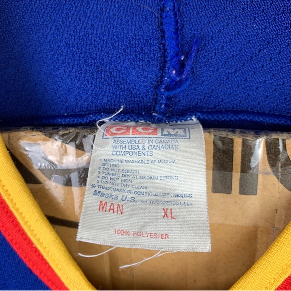 Vintage CCM St Louis Blues Hockey Jersey - Picture 3 of 10